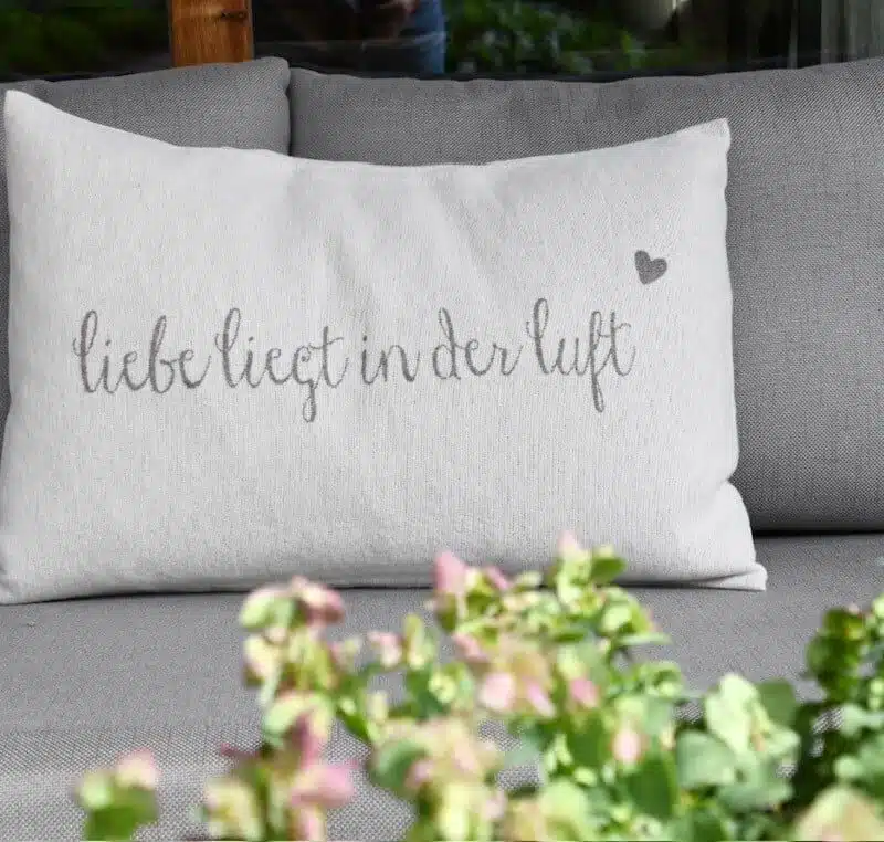 Gartenfenster "Liebeliegtinderluft" Kissen 40x60 cm wollweiss/schlamm