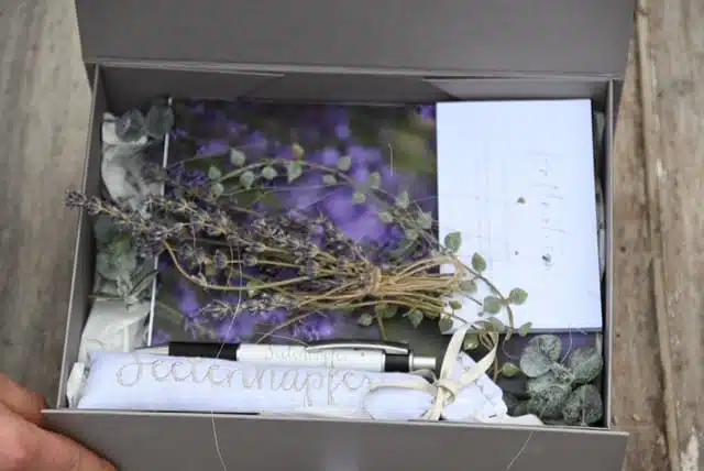 Geschenkbox "Lavendel Grüsse"