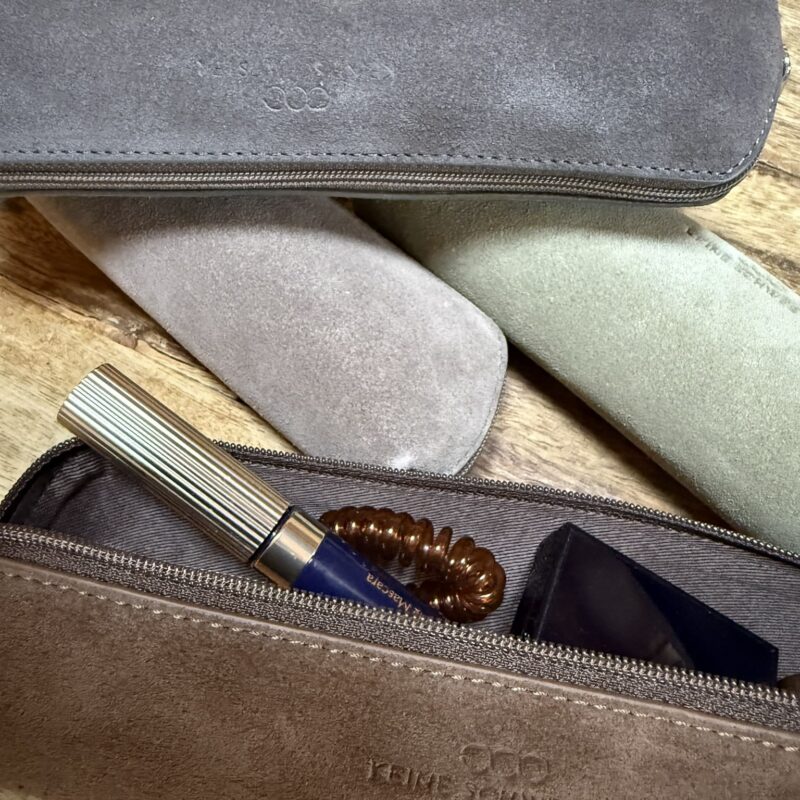 UTENSILO von keine Schwester in div. Farben und Leder