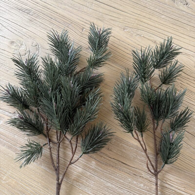 Föhrenzweige künstlich für die Weihnachtsdeko